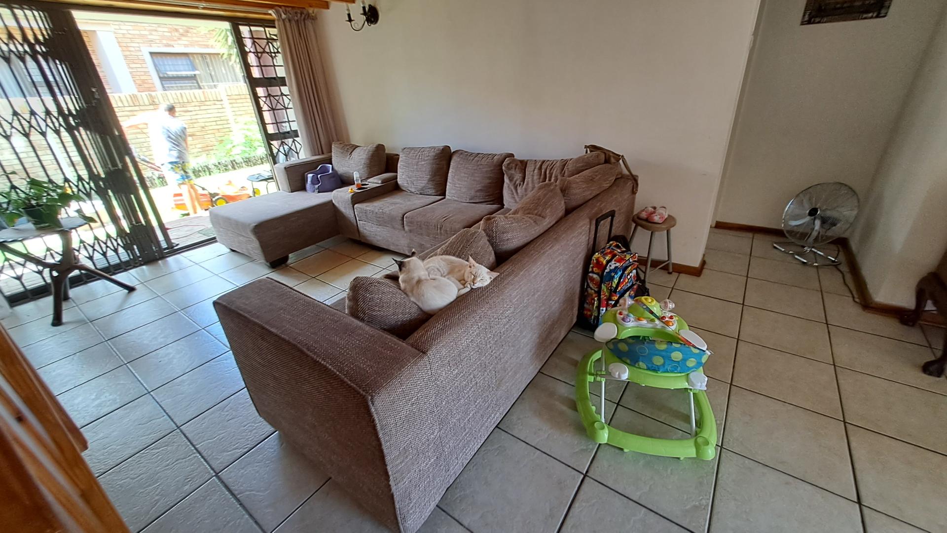 3 Bedroom Property for Sale in Langenhovenpark Free State